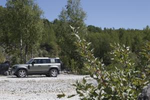 Land Rover Defender 110 D240 S Urban Pack 2020 года  (WW)